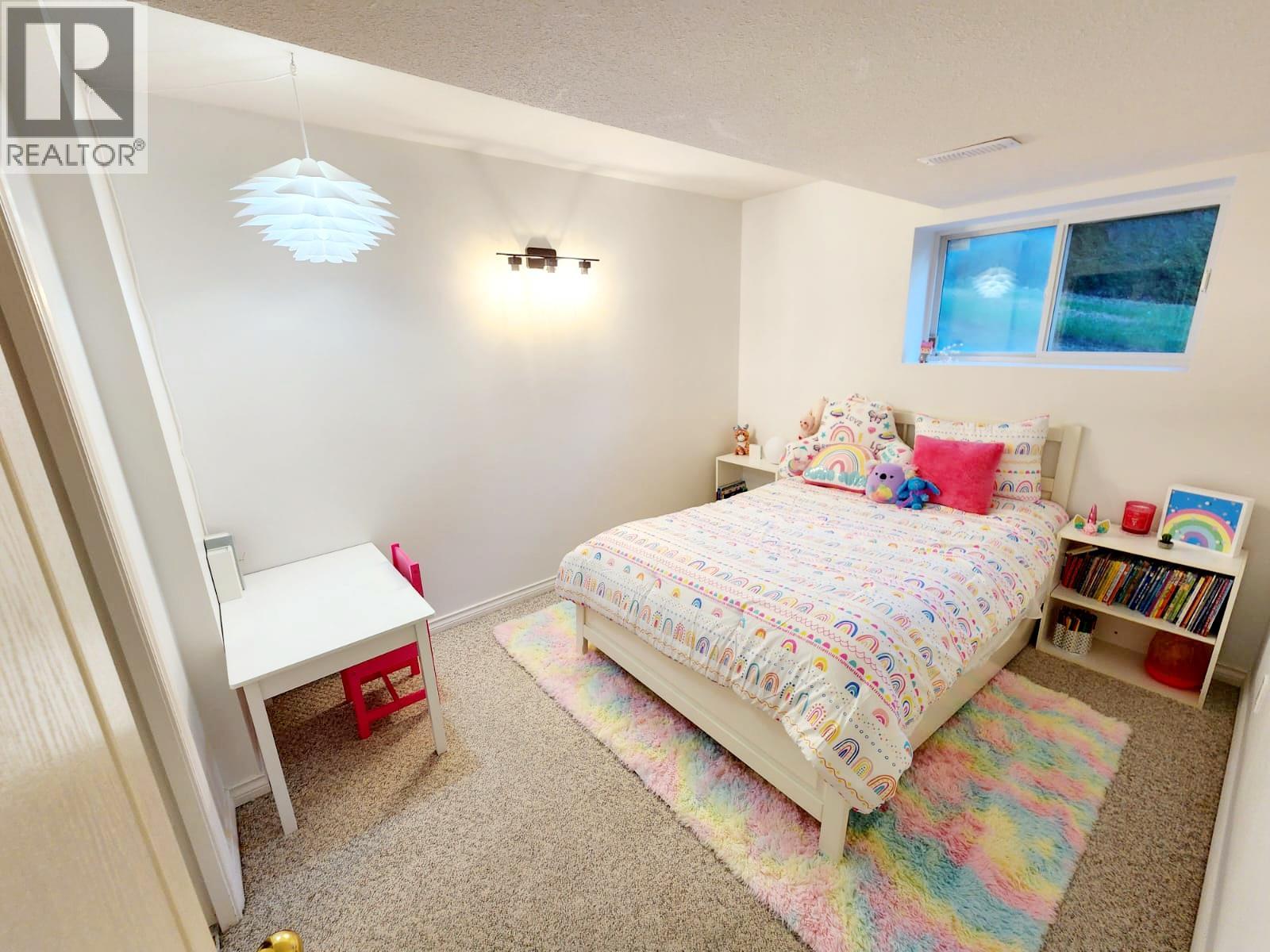  2321 Lillooet Crescent, Kelowna