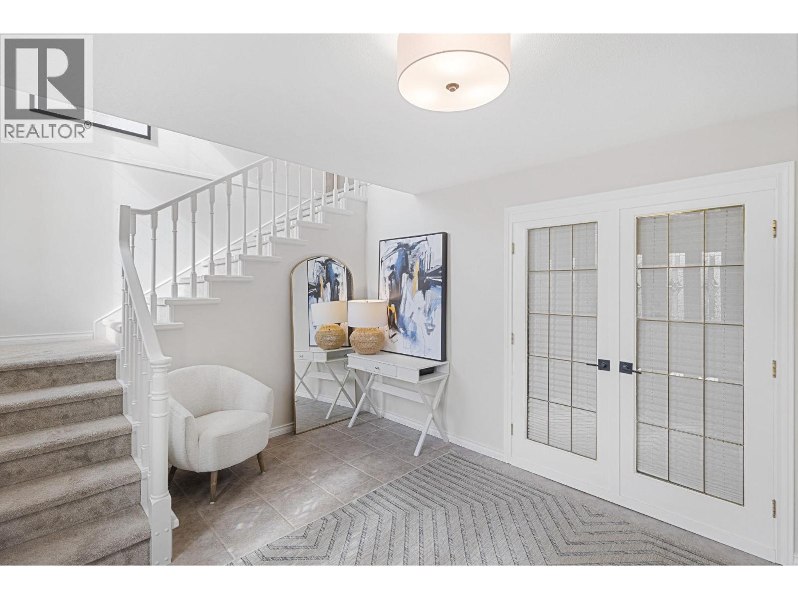  2321 Lillooet Crescent, Kelowna