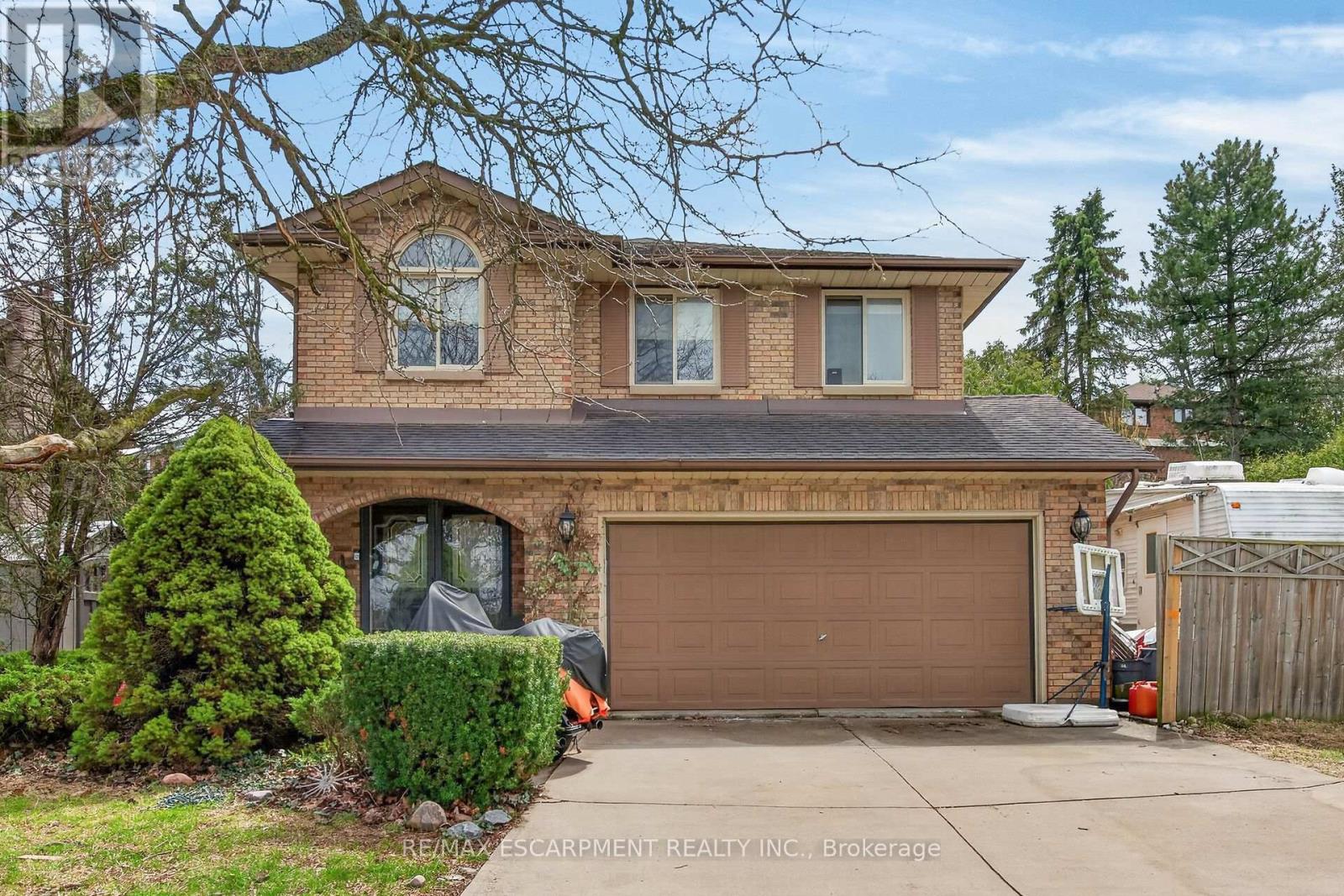 249 LLOYMINN AVENUE - 1