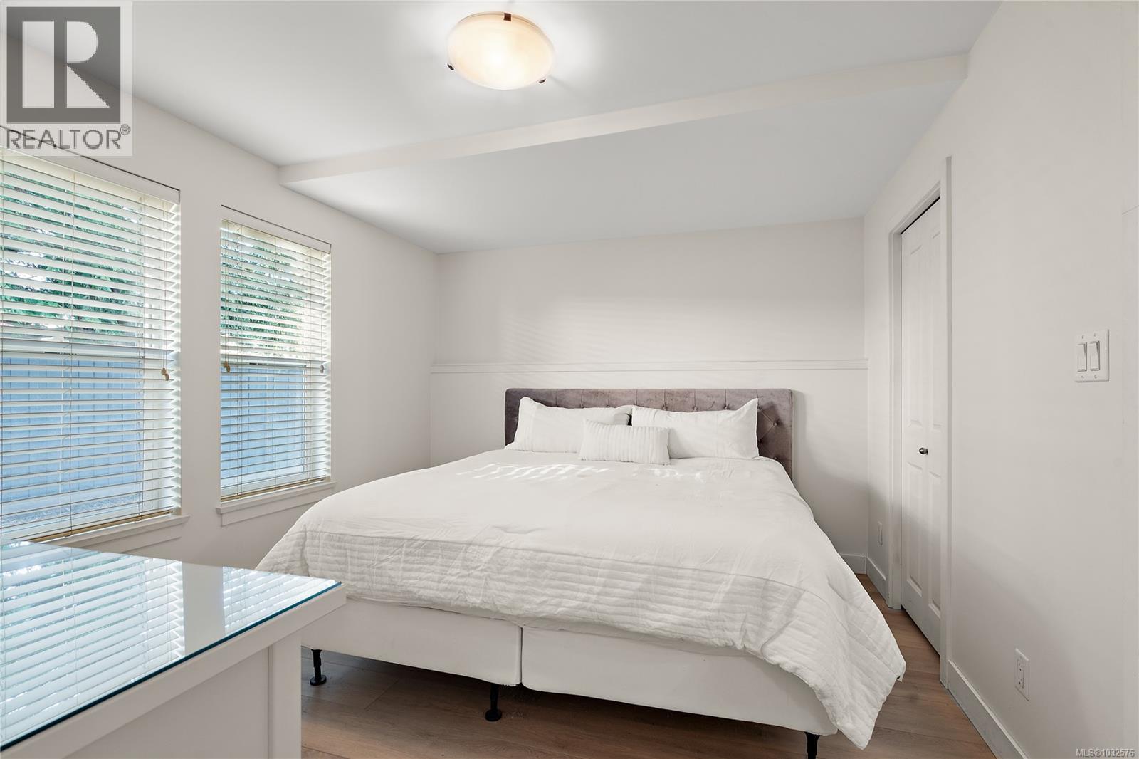 #1 833 Princess Ave - 20