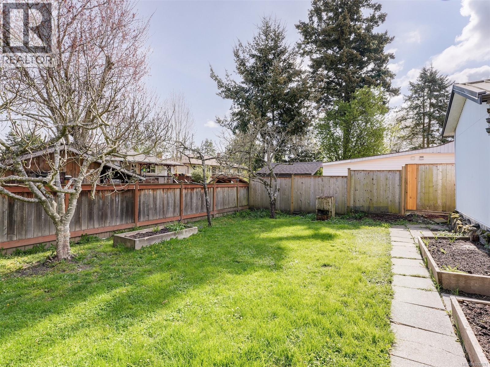  4031 Quadra Street, Saanich