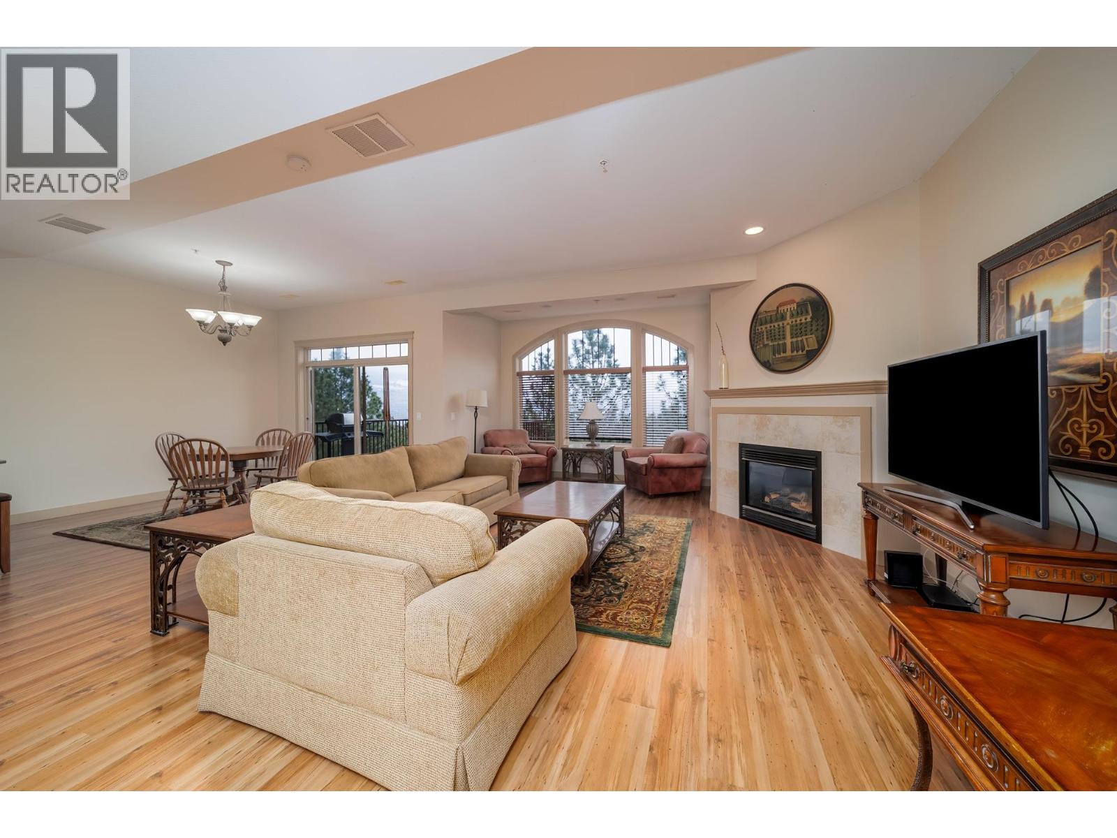 1795 Country Club Drive Unit# 229, Kelowna