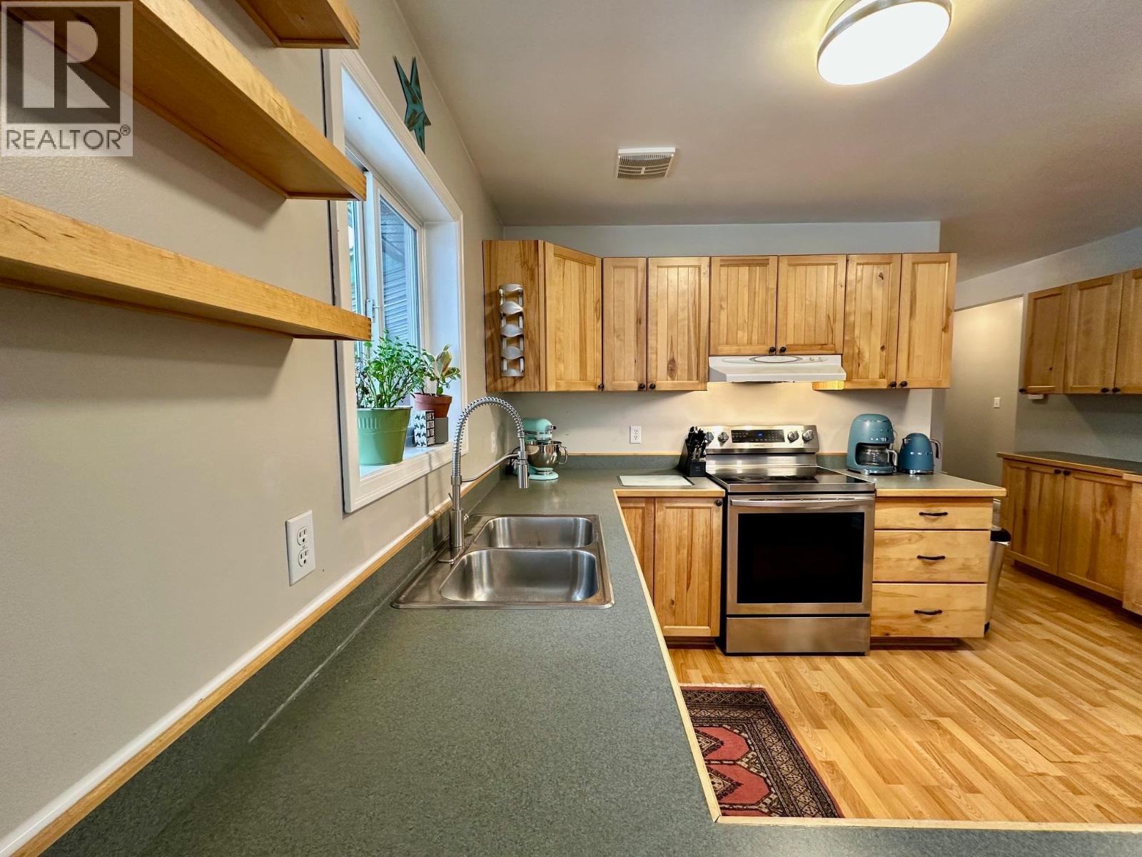 23998 RIVER ROAD, Smithers