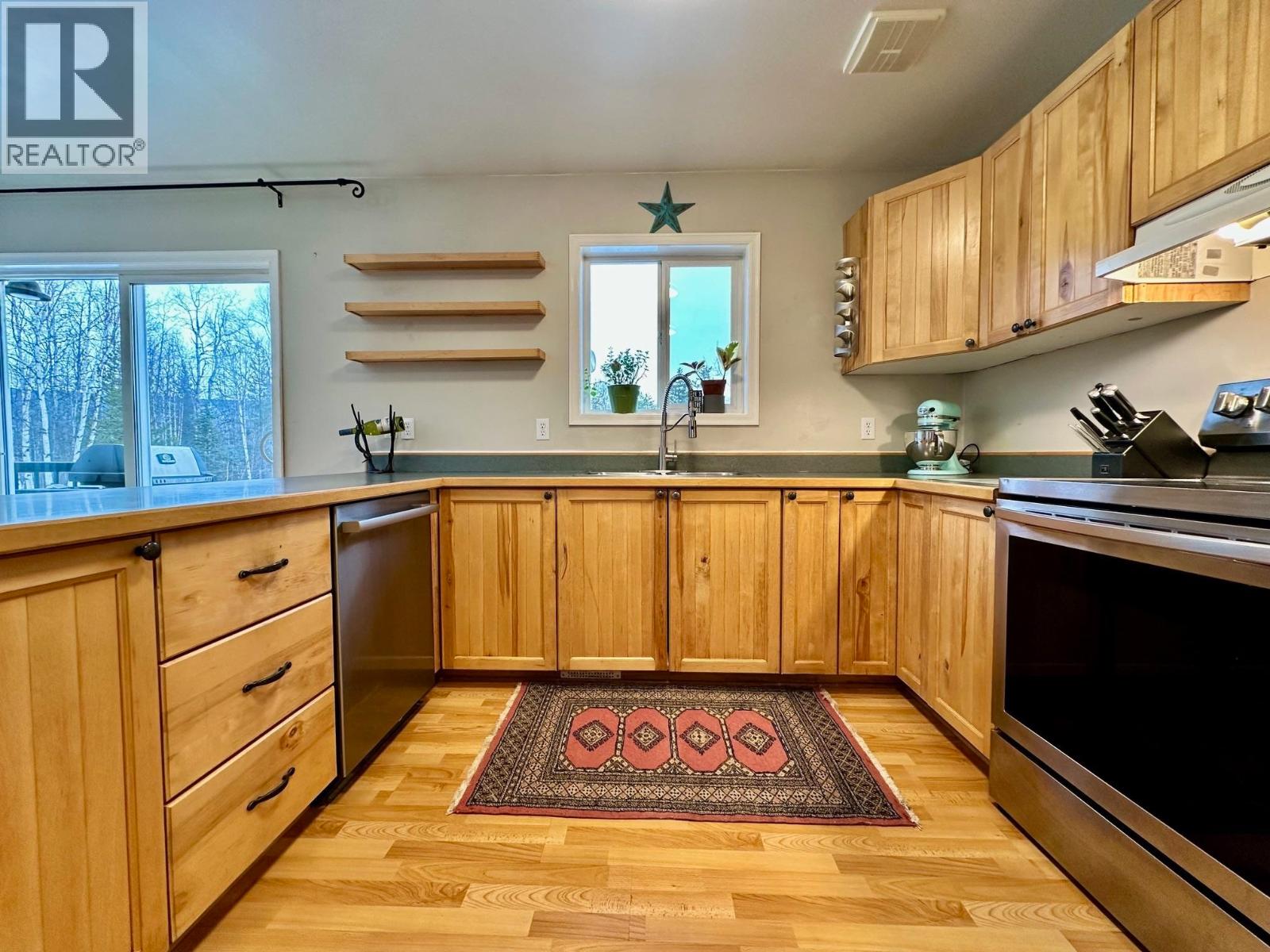 23998 RIVER ROAD, Smithers