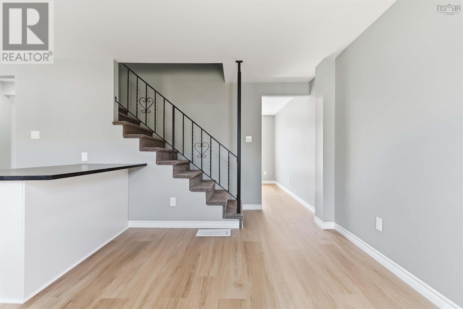 Property 13 of 48 of 165 Merrimac Drive