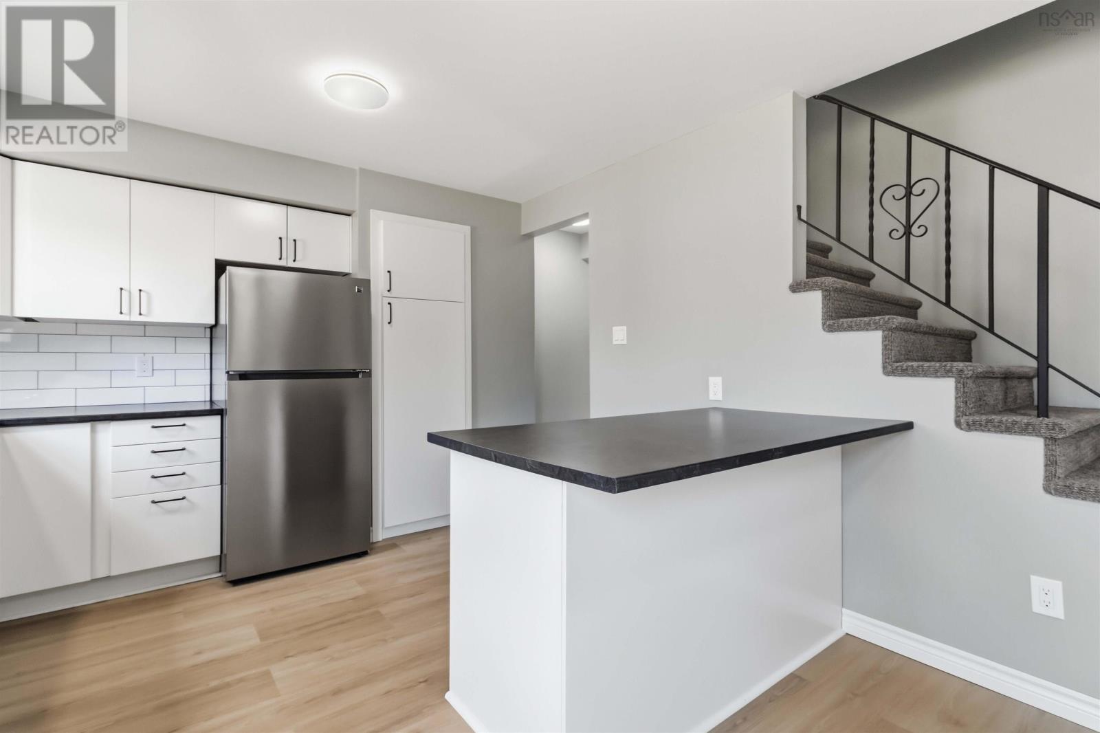 Property 17 of 48 of 165 Merrimac Drive