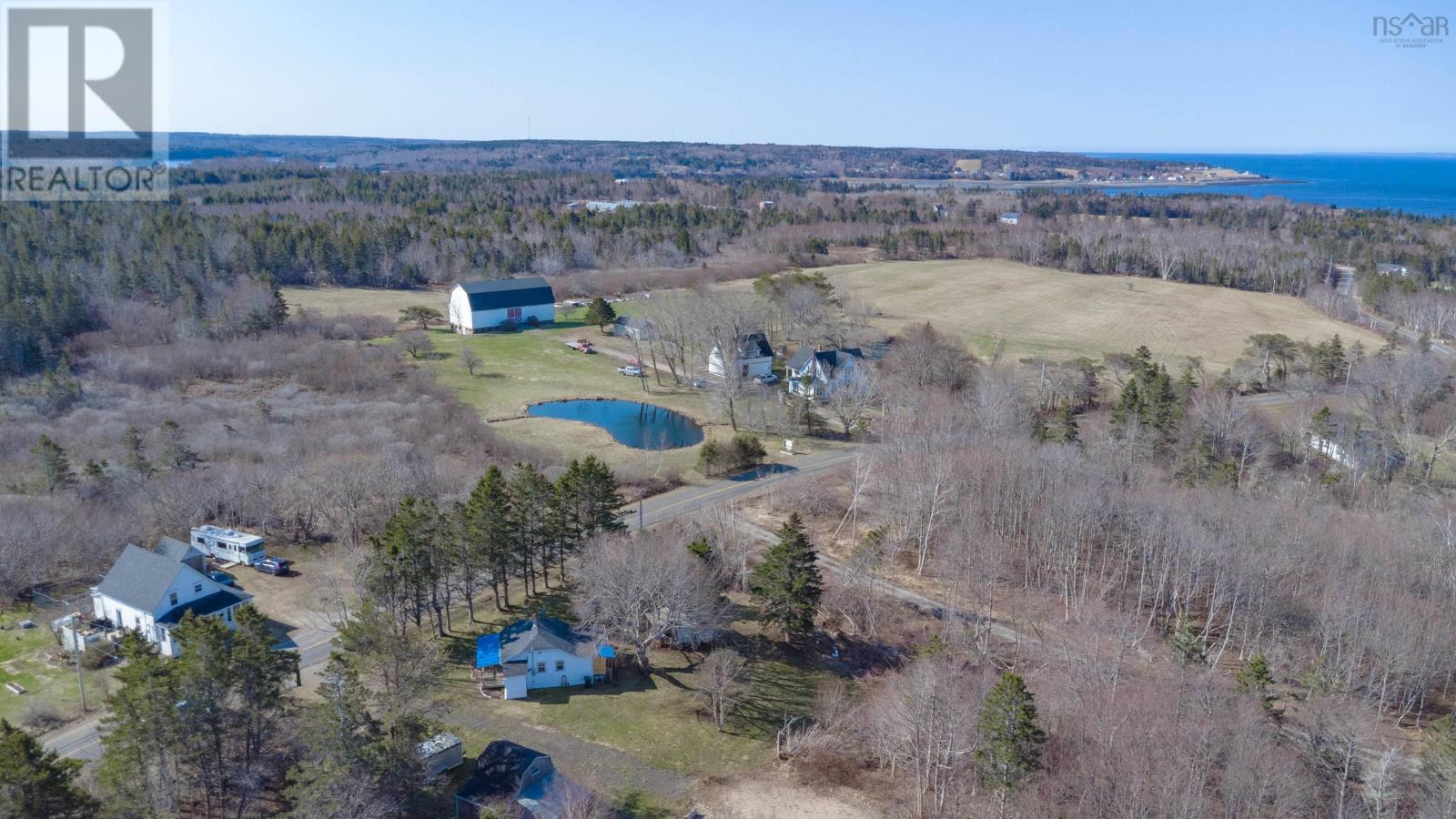 Property 35 of 37 of 603 Fort Point Road