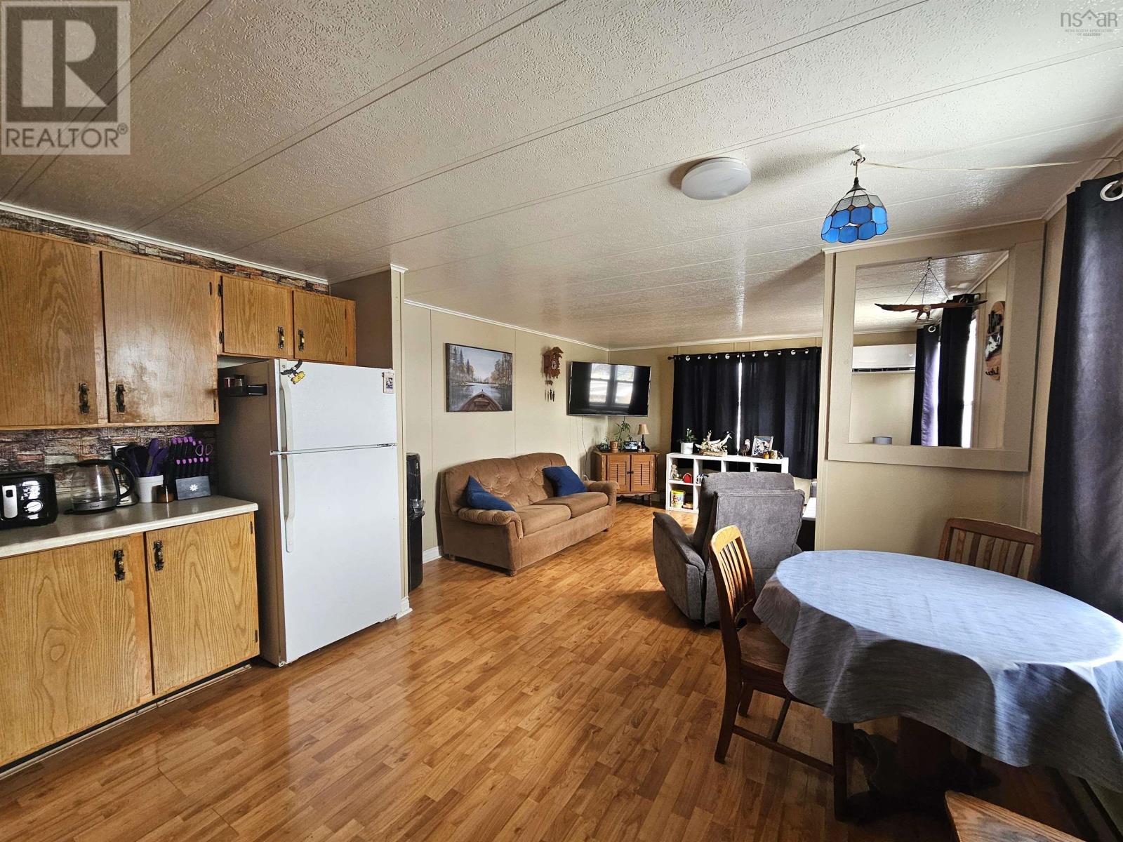 Property 8 of 19 of 45 Church Street