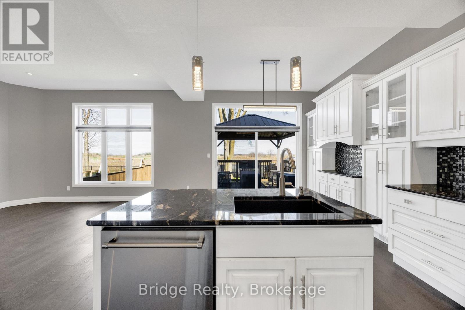 1060 ALBERNI ROAD - 14