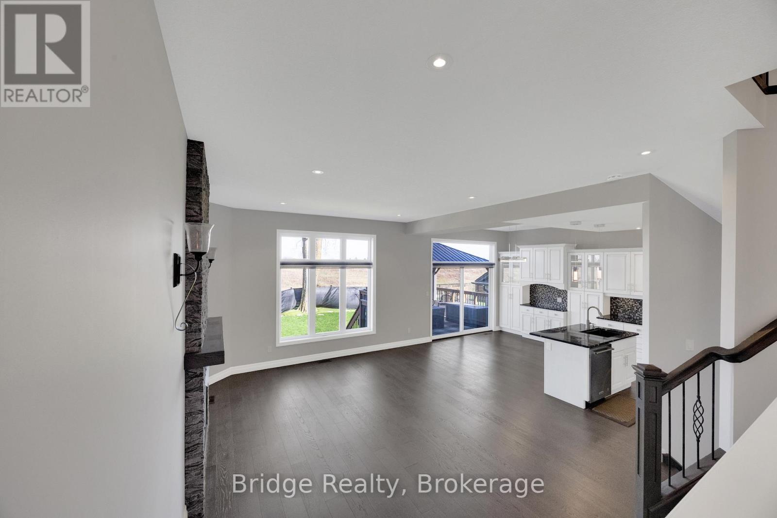 1060 ALBERNI ROAD - 19