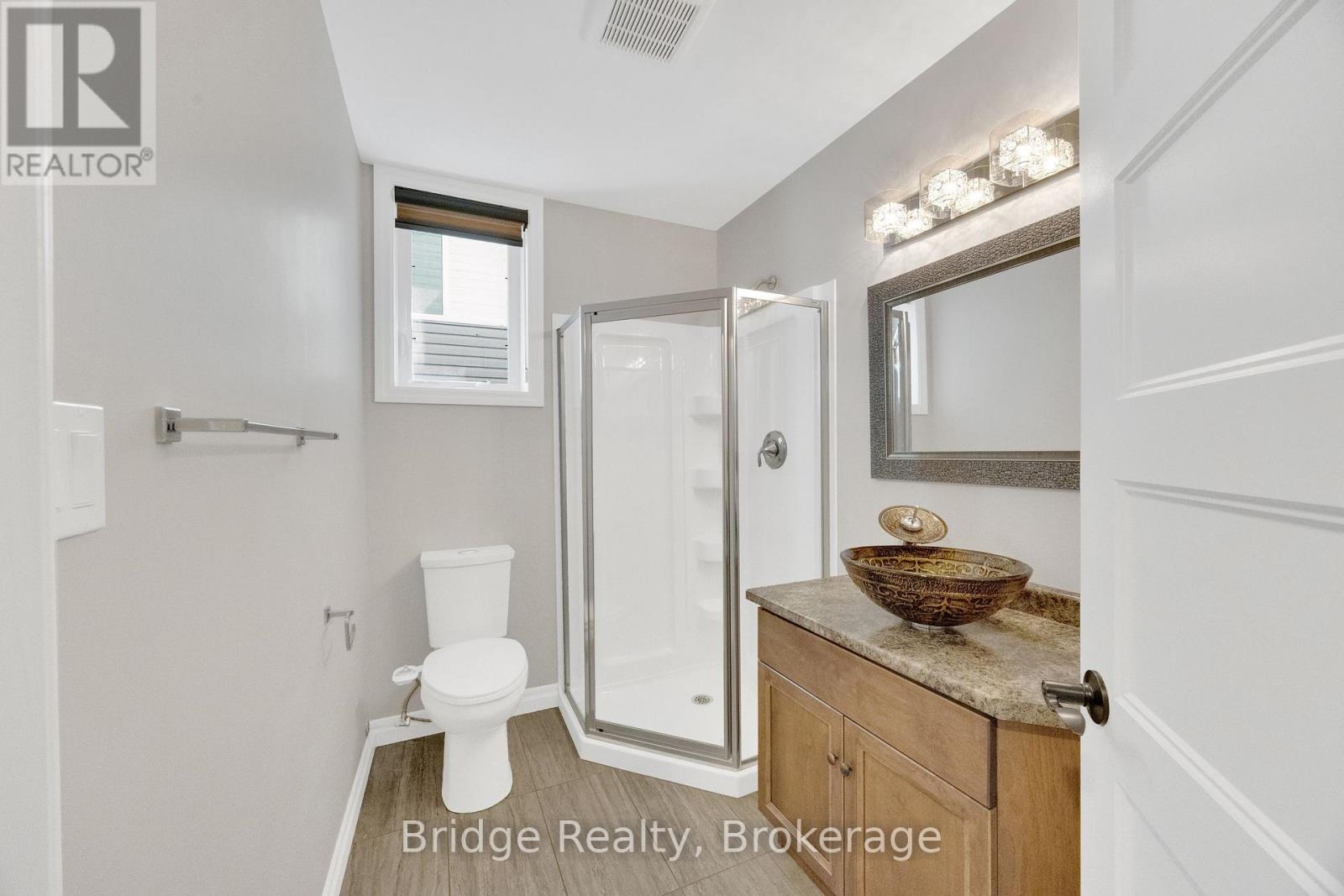 1060 ALBERNI ROAD - 40