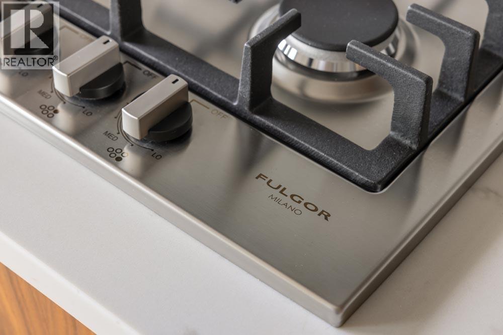 410 2550 GARDEN DRIVE, Vancouver