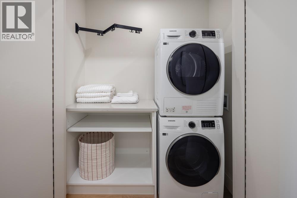 410 2550 GARDEN DRIVE, Vancouver