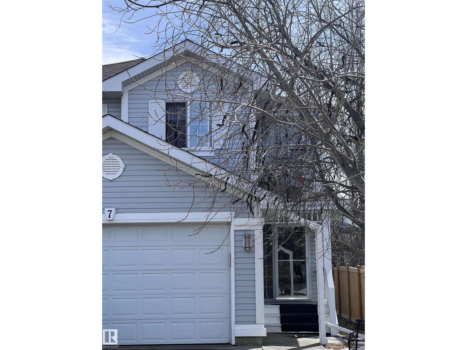 7 DOUCETTE PL, St. Albert