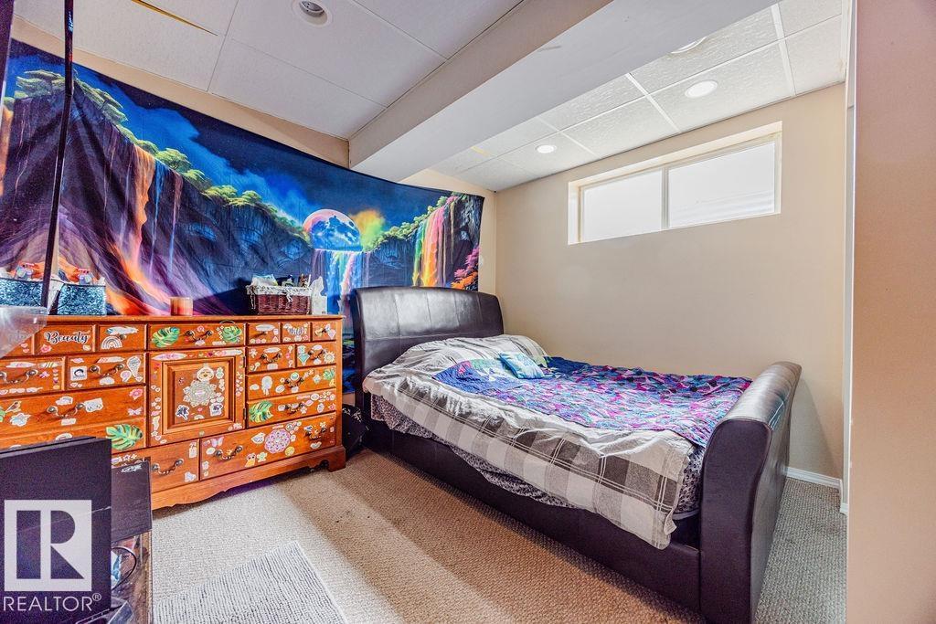 7 DOUCETTE PL, St. Albert