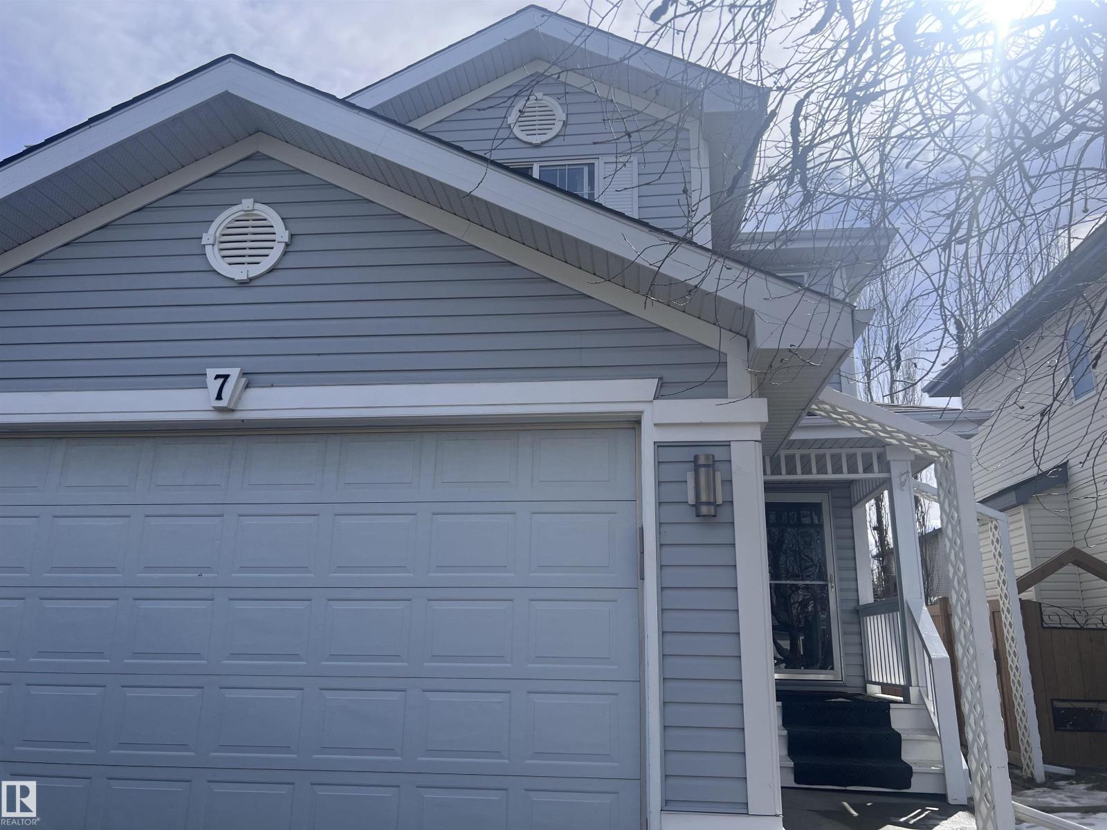 7 DOUCETTE PL, St. Albert