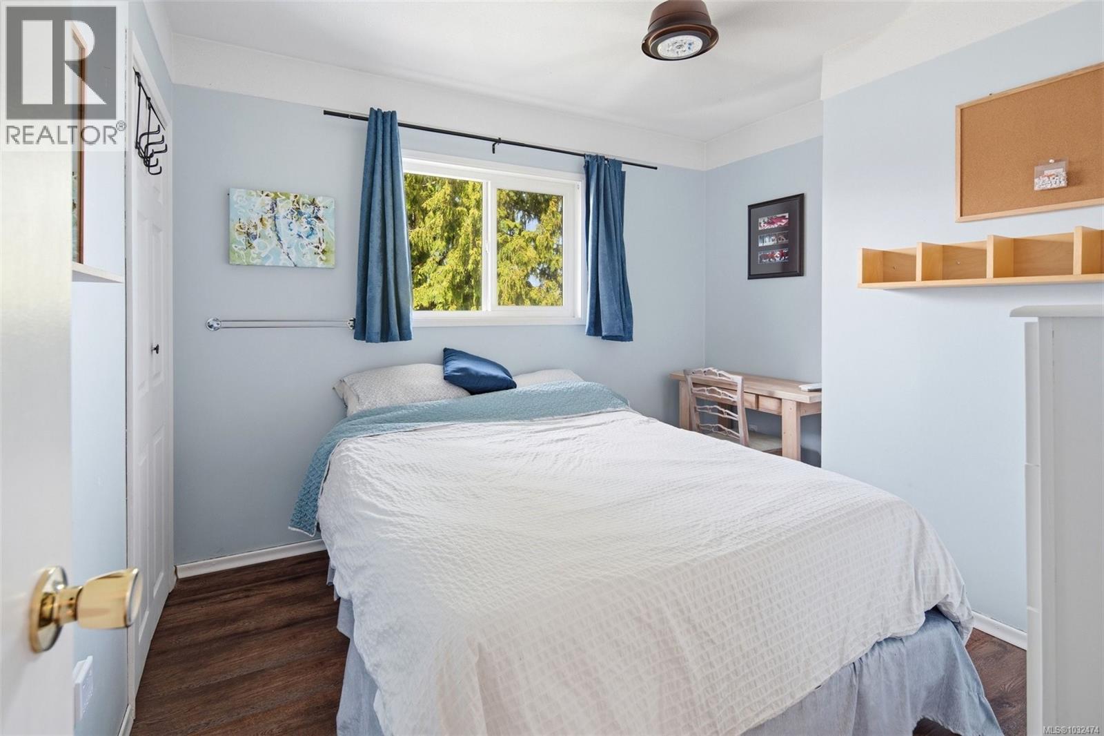  836 Elrick Place, Esquimalt