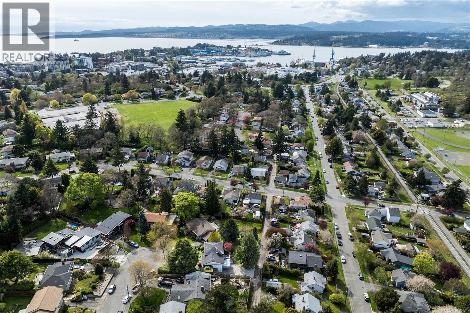  836 Elrick Place, Esquimalt