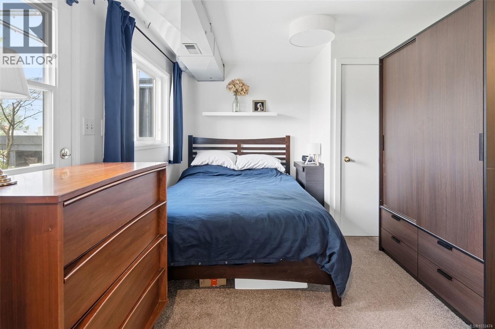  836 Elrick Place, Esquimalt