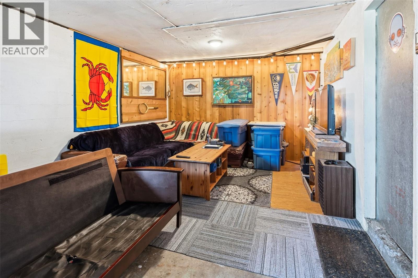  836 Elrick Place, Esquimalt