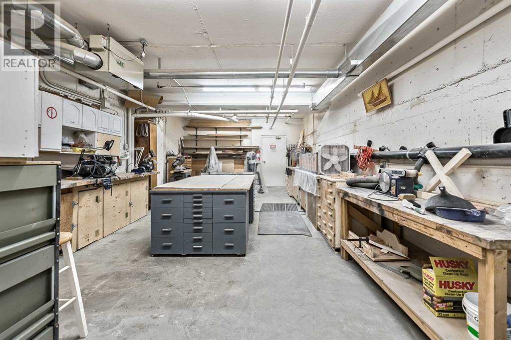 Single Family House for Sale in   Country Hills Road NW Country Hills Calgary 