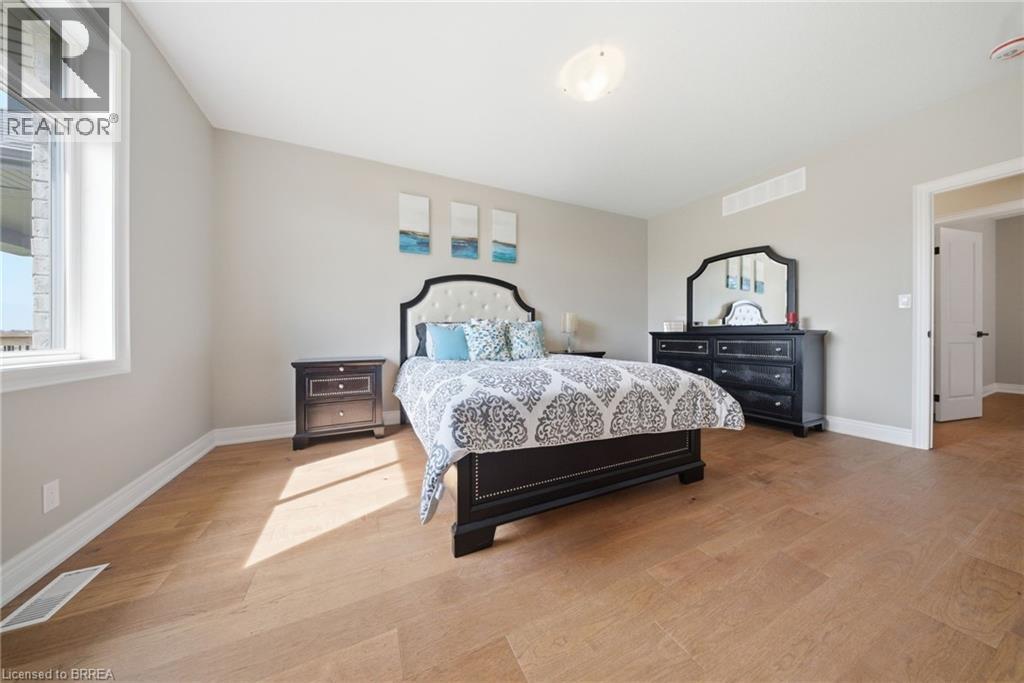 105 CRADDOCK Boulevard - 11