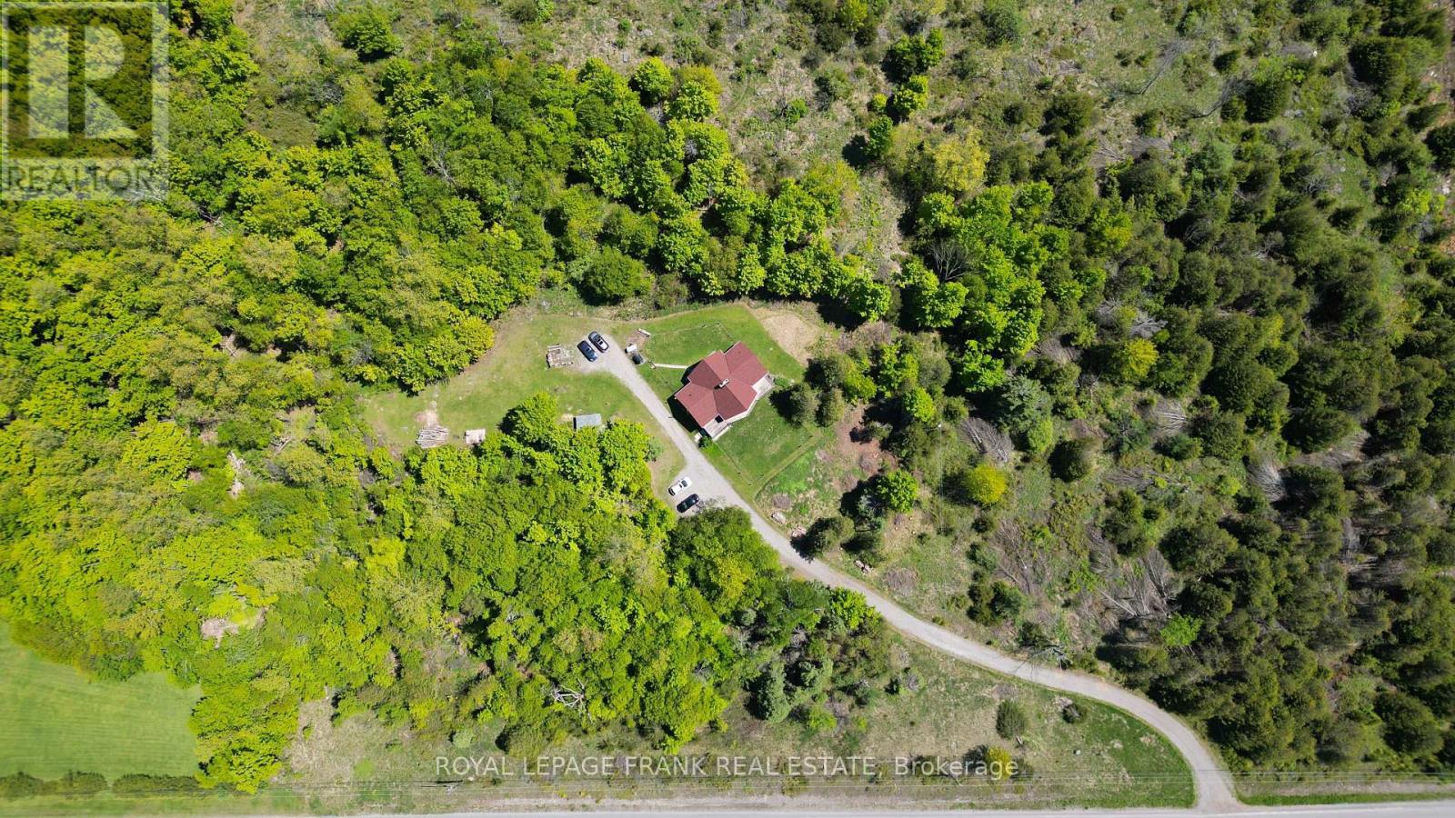 884 CENTRE LINE ROAD - 34