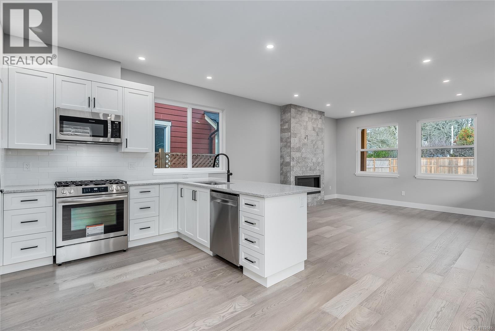 635 5th St - 3