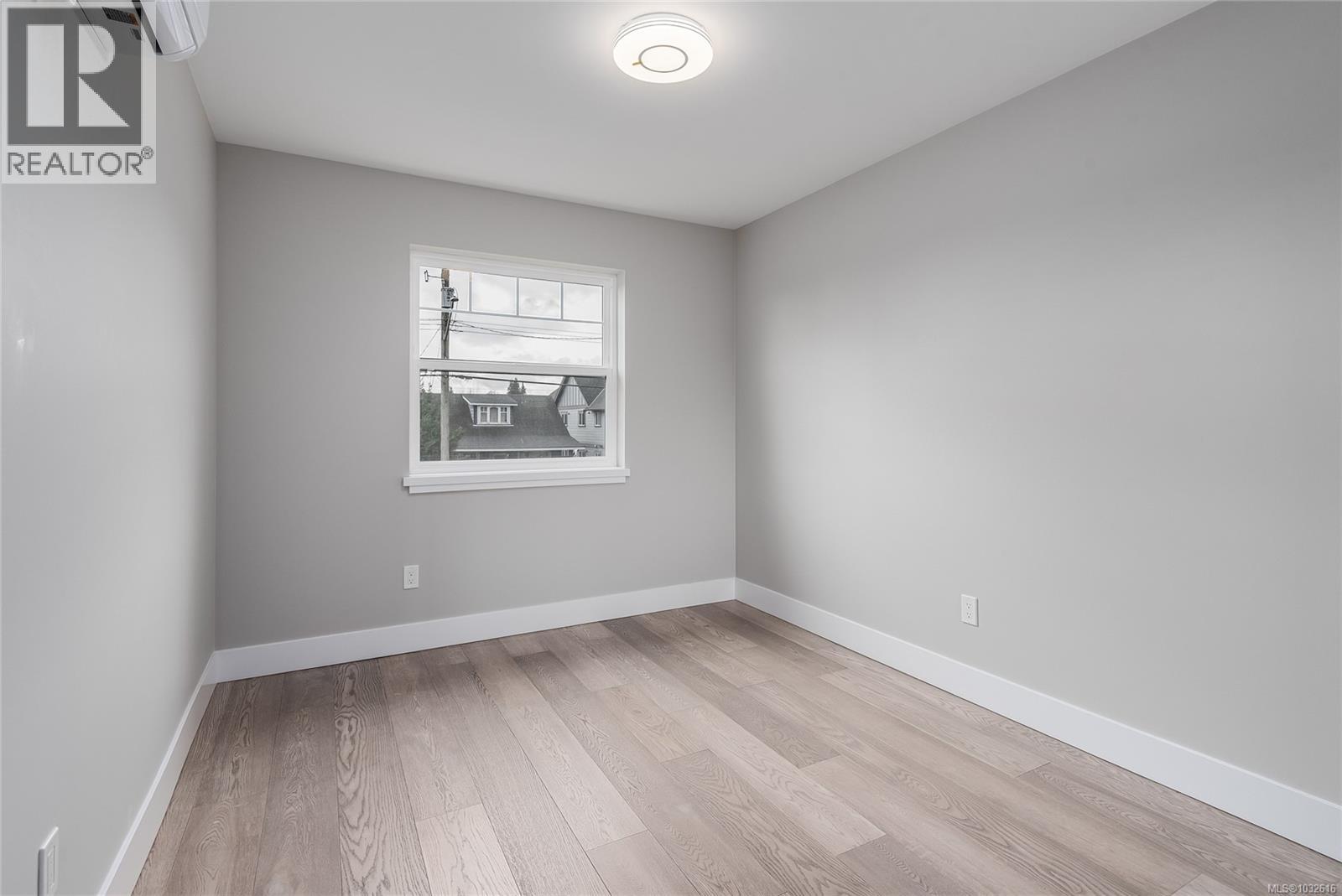 635 5th St - 15