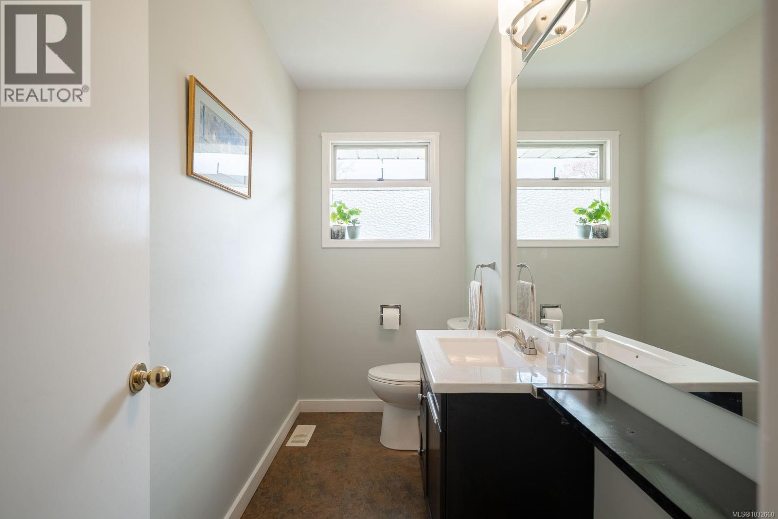 3777 Church St, Port Alberni