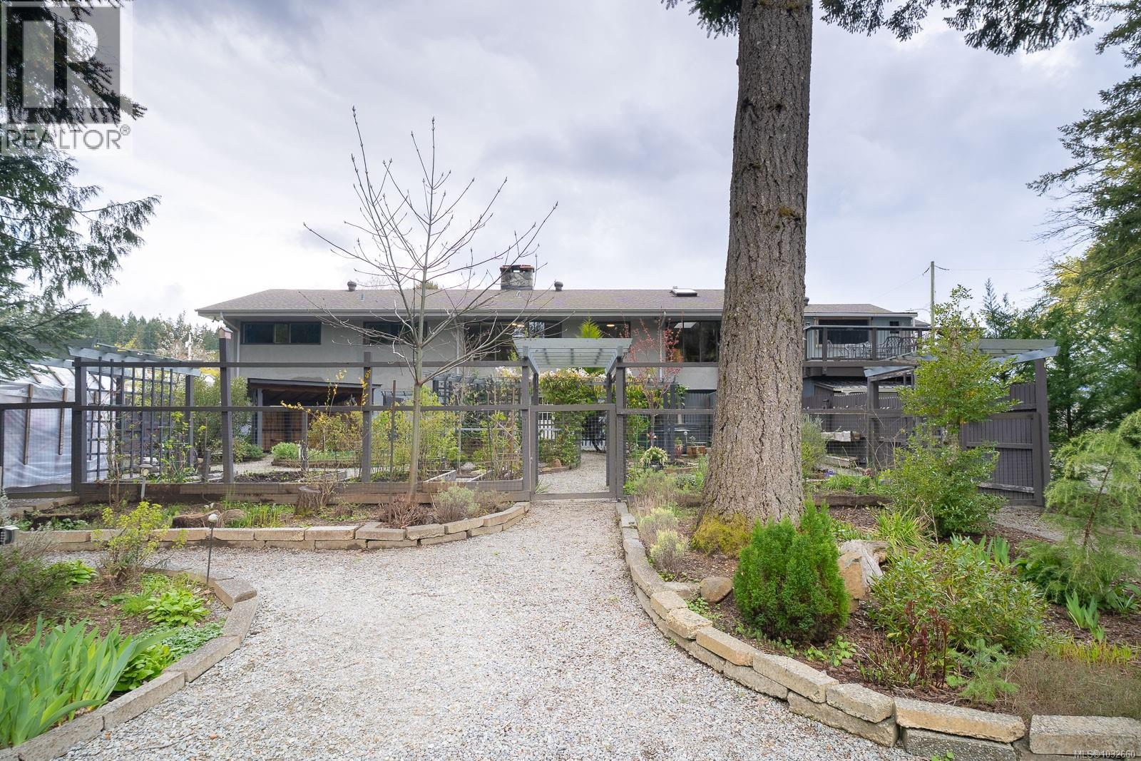 3777 Church St, Port Alberni