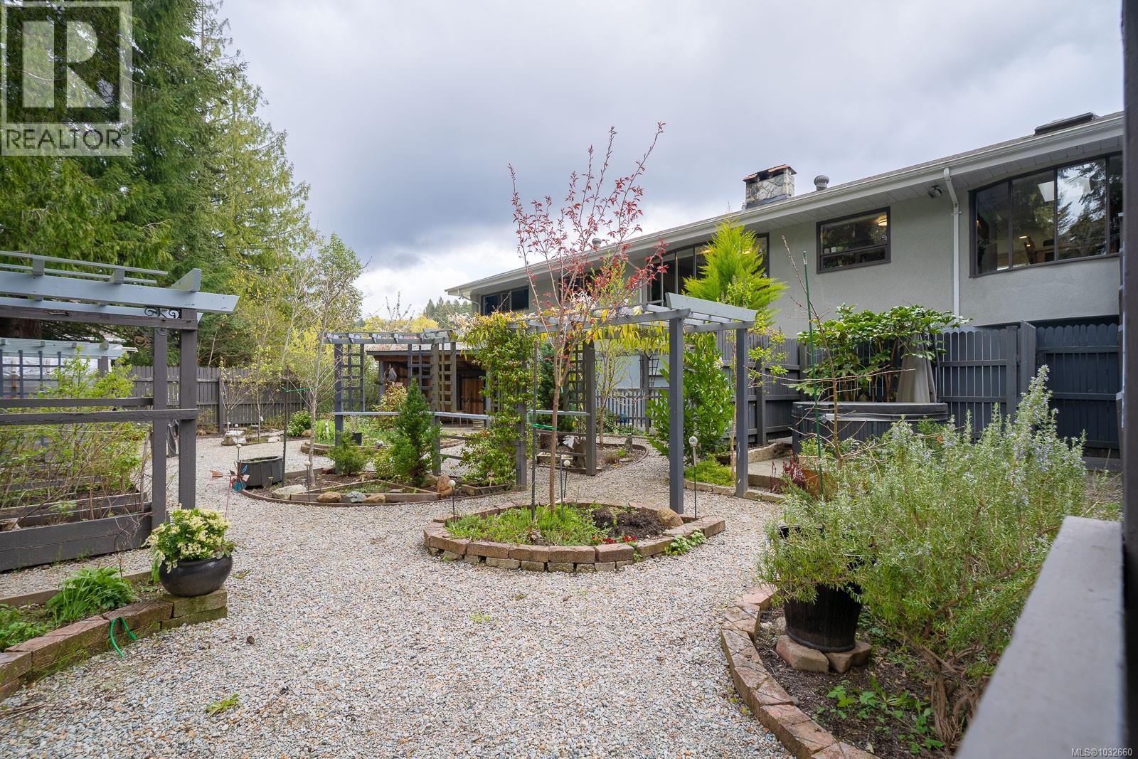 3777 Church St, Port Alberni