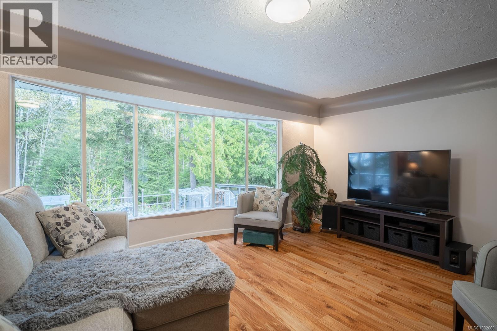 3777 Church St, Port Alberni