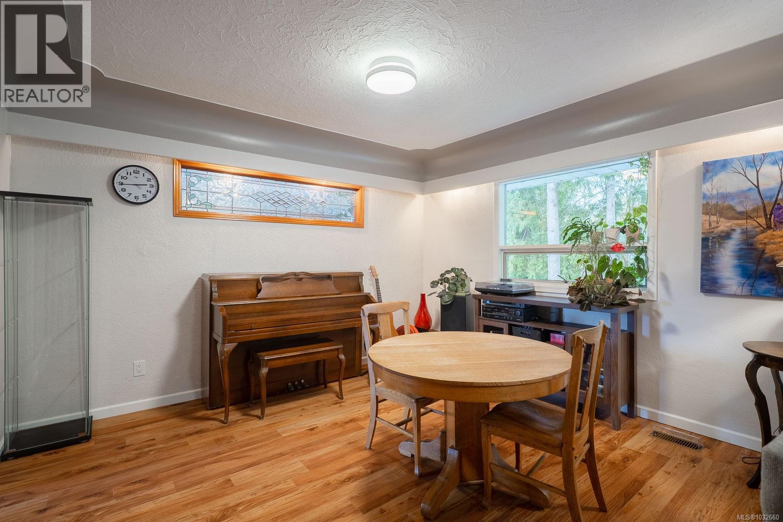 3777 Church St, Port Alberni