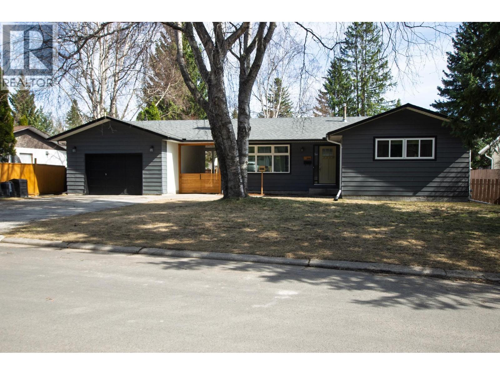 5696 BROCK DRIVE - 33