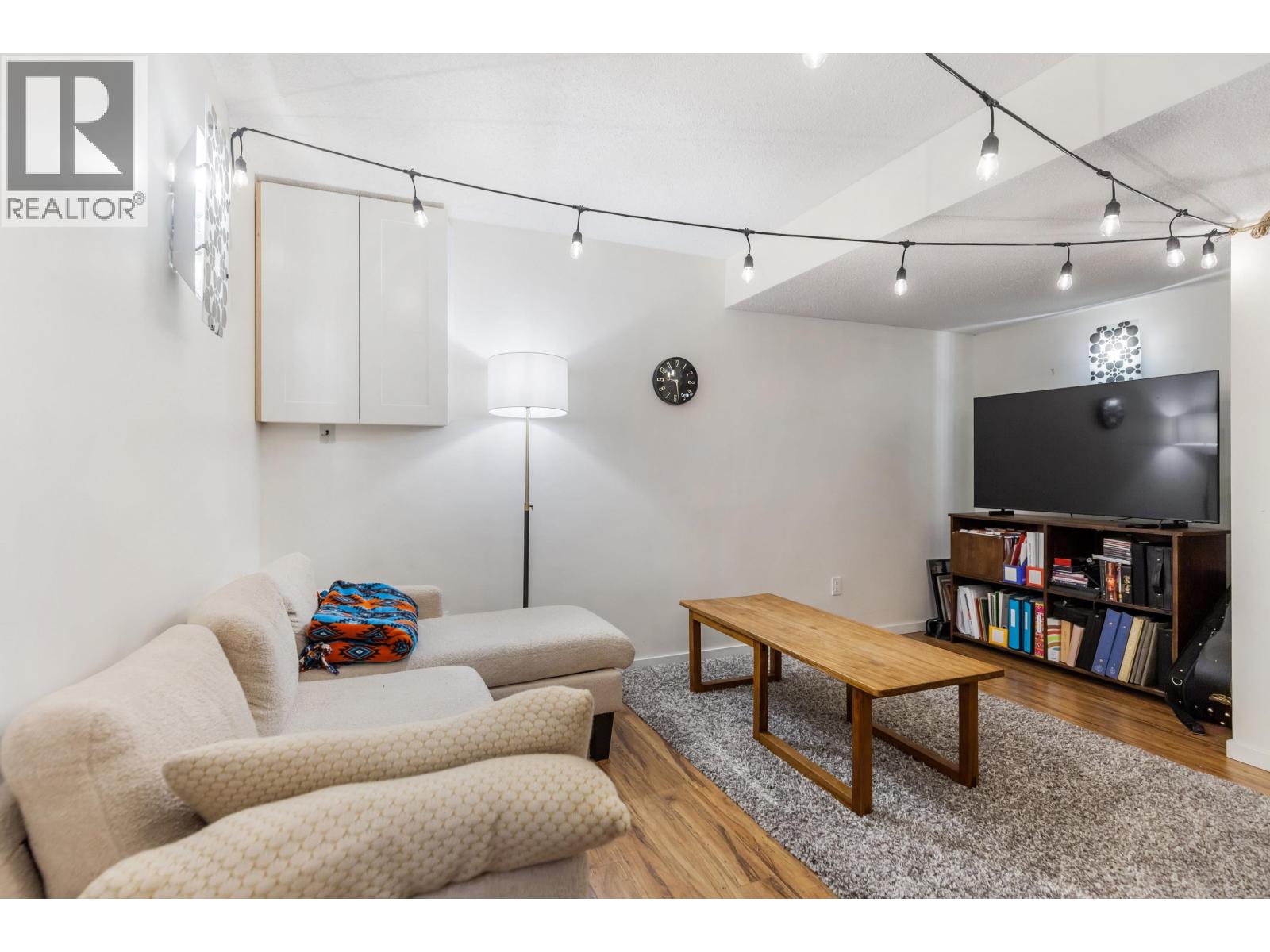 5696 BROCK DRIVE - 18