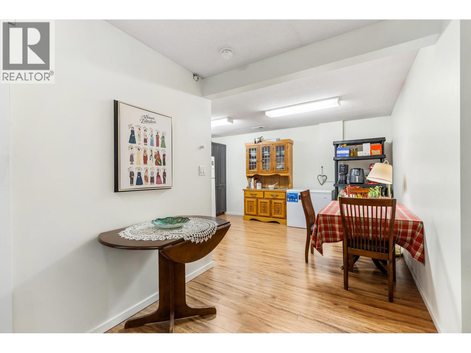 5696 BROCK DRIVE - 19