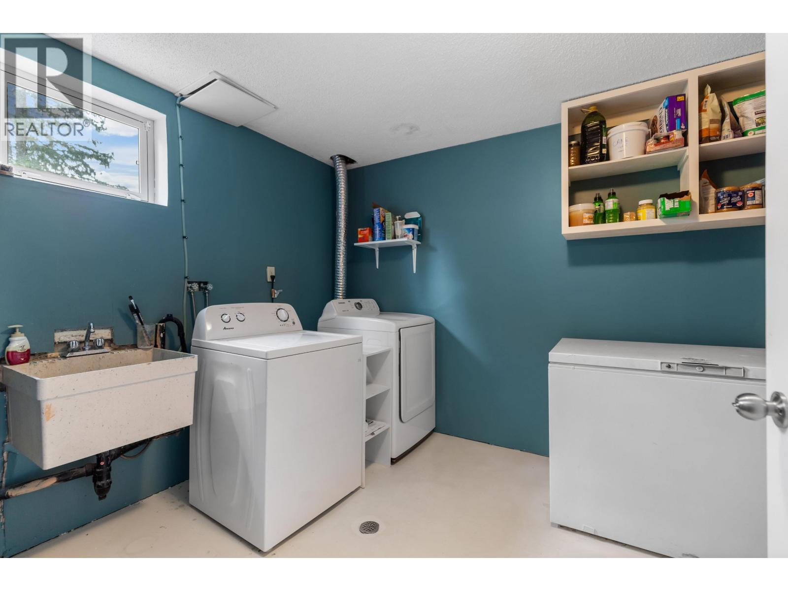 5696 BROCK DRIVE - 25