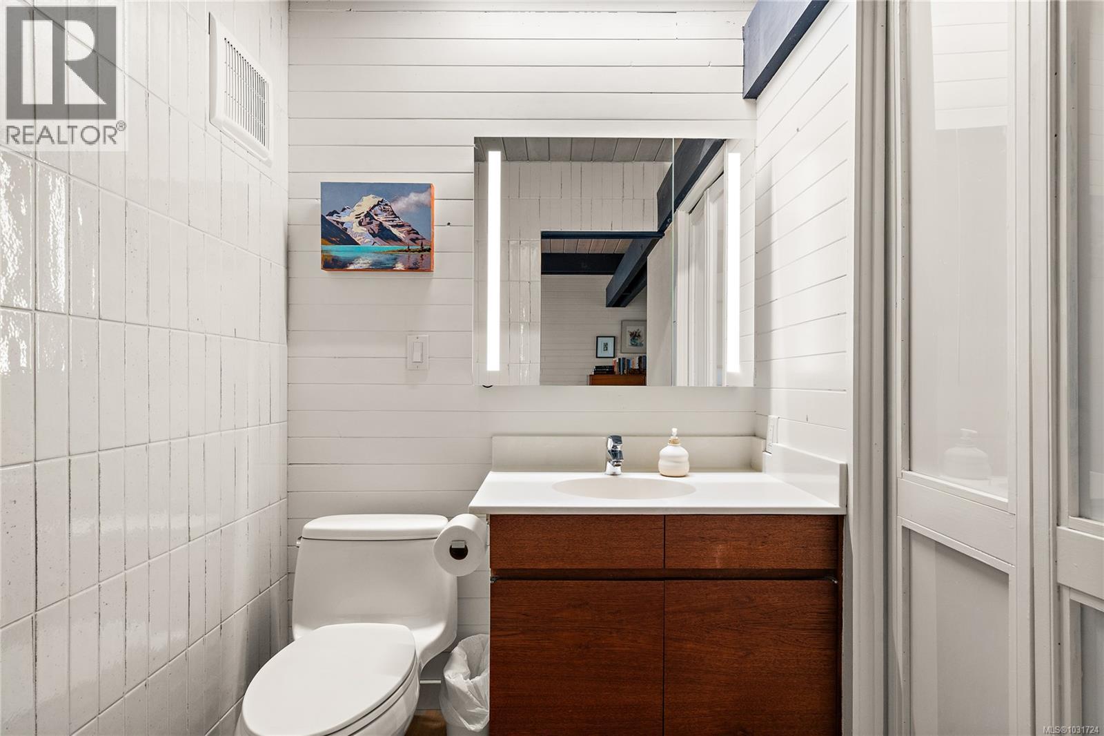  4513 Edgewood Place, Saanich