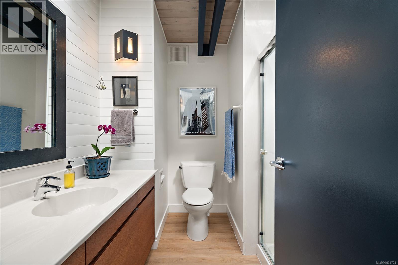  4513 Edgewood Place, Saanich