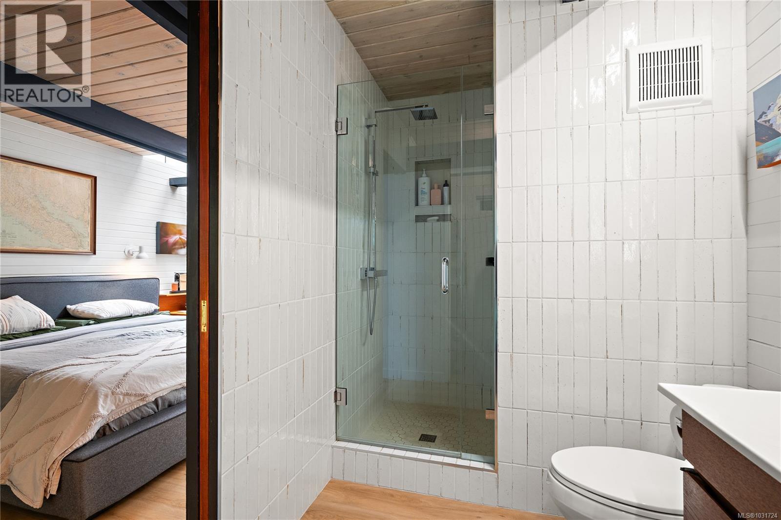  4513 Edgewood Place, Saanich