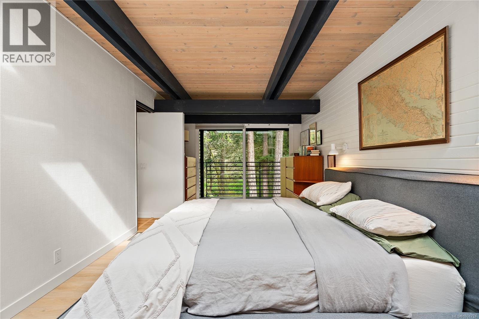  4513 Edgewood Place, Saanich