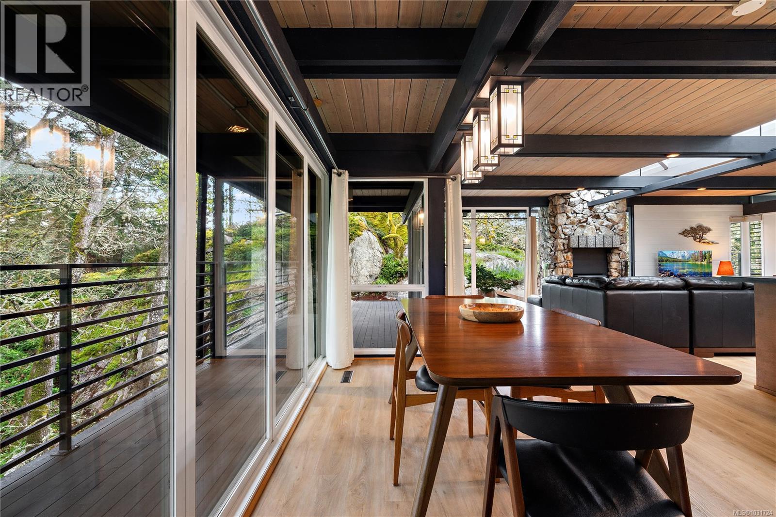  4513 Edgewood Place, Saanich