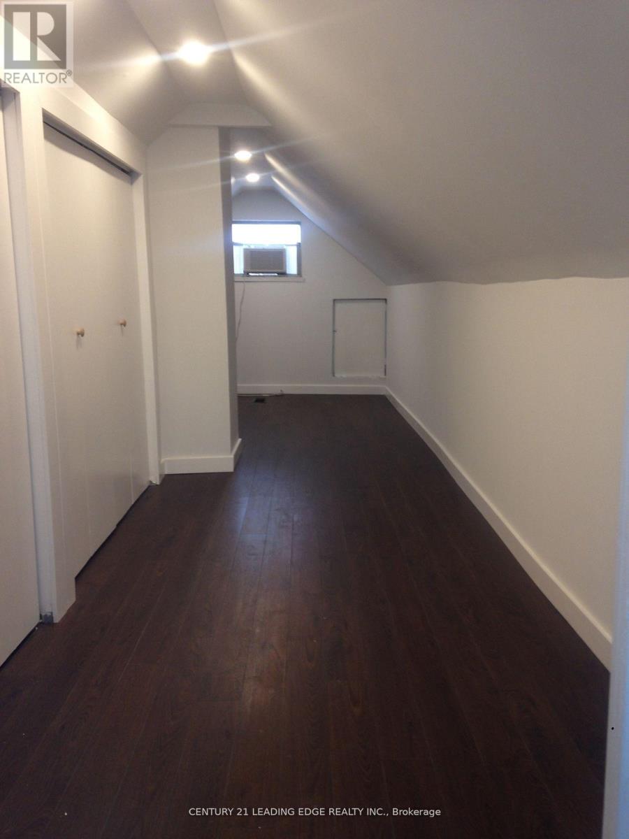 360A LAWRENCE AVENUE W — photo 8