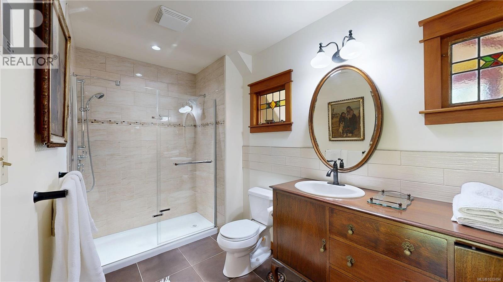 674 Gallagher Way - 30