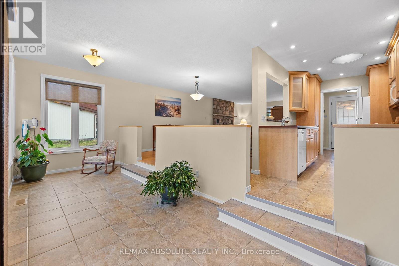 284 HARRINGTON STREET — photo 20