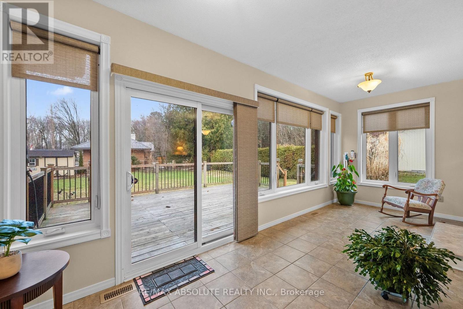 284 HARRINGTON STREET — photo 21