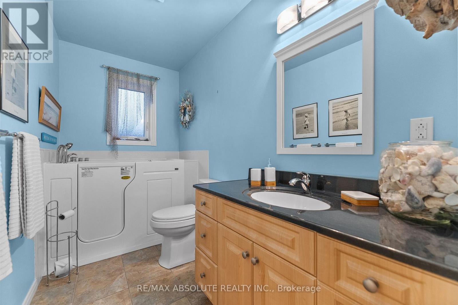 284 HARRINGTON STREET — photo 24