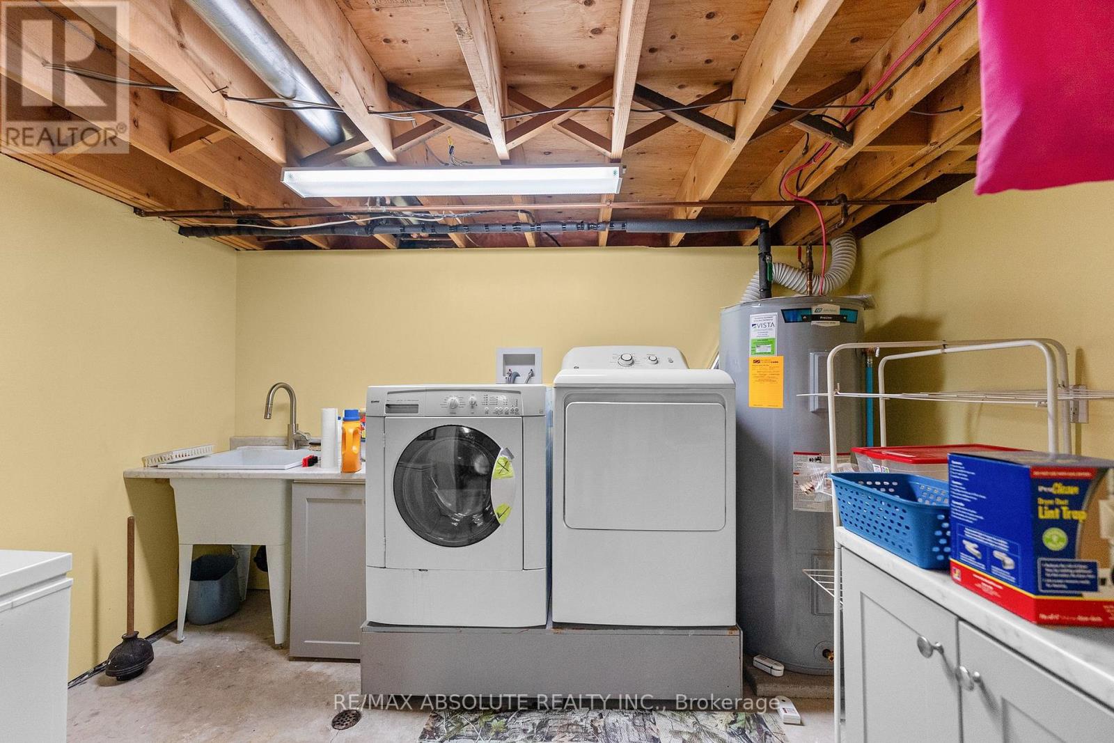 284 HARRINGTON STREET — photo 34