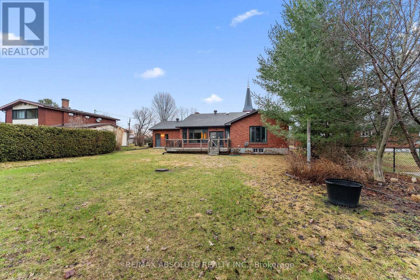 284 HARRINGTON STREET — photo 40